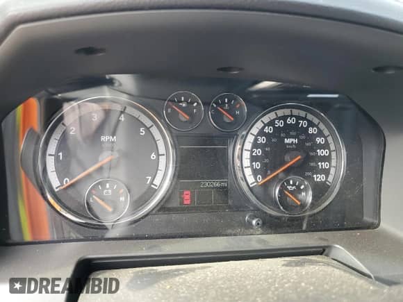 2012 Ram 1500 Laramie z VIN 1C6RD7JT8CS177215, wystawiony jako Copart lot #80062845 z przebiegiem 230 266 mil mil oraz Szkoda całkowita • Salvage title. Historia ofert i sprzedaży dostępna na DreamBid. Obrazek 9.