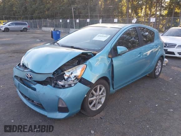 2014 Toyota Prius Two с VIN JTDKDTB33E1067473, выставлен на аукционе IAAI как лот 43455355 с пробегом 110 418 миль миль и . История ставок и продаж доступна на DreamBid. Изображение 17.