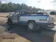 1997 Chevrolet Silverado 1500 z VIN 1GCEK14M4VZ166799, wystawiony jako Copart lot #69846415 z przebiegiem 195 832 mil mil oraz Szkoda całkowita • Salvage title. Historia ofert i sprzedaży dostępna na DreamBid. Obrazek 2.
