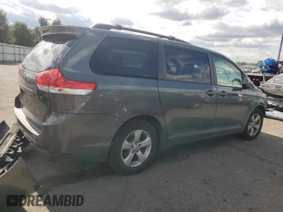 2014 Toyota Sienna LE with VIN 5TDKK3DC3ES479687, listed as a Copart auction lot 82269765 with 147,663 mi miles and Salvage title. Bid and sale history available at DreamBid. Image 3.