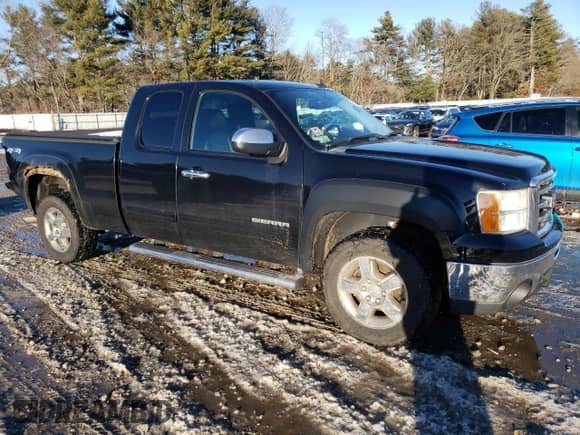 2012 GMC Sierra 1500 SLT with VIN 1GTR2WE7XCZ310599, listed as a Copart auction lot 88789765 with 224,273 mi miles and Clean title. Bid and sale history available at DreamBid. Image 4.