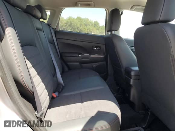 2024 Mitsubishi Outlander S с VIN JA4ARUAU7RU000466, выставлен на аукционе Copart как лот 65751825 с пробегом Не указан миль и Списание • Salvage title. История ставок и продаж доступна на DreamBid. Изображение 11.