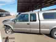 2000 Chevrolet S-10 LS с VIN 1GCCS19W3Y8242184, выставлен на аукционе IAAI как лот 42087685 с пробегом 125 188 миль миль и . История ставок и продаж доступна на DreamBid. Изображение 14.