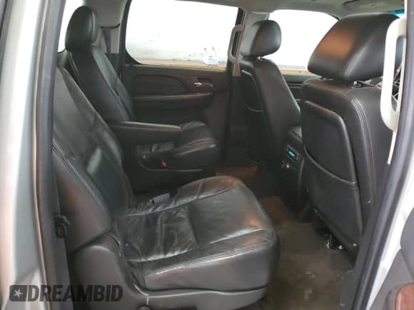 2011 Cadillac Escalade ESV Premium with VIN 1GYS3JEF4BR234766, listed as a Copart auction lot 81948885 with 215,396 mi miles and Salvage title. Bid and sale history available at DreamBid. Image 11.