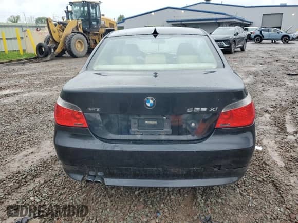 2007 BMW 5 Series with VIN WBANF33577CS39502, listed as a Copart auction lot 58160615 with 200,824 mi miles and Salvage title. Bid and sale history available at DreamBid. Image 6.