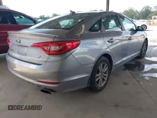 2016 Hyundai Sonata SE с VIN 5NPE24AF9GH336835, выставлен на аукционе IAAI как лот 43288634 с пробегом 93 633 миль миль и . История ставок и продаж доступна на DreamBid. Изображение 4.