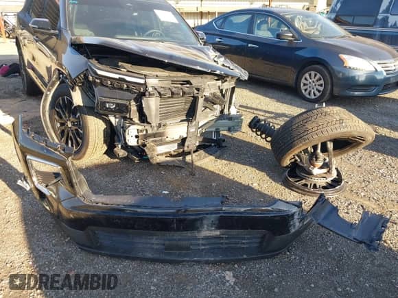 2025 Chevrolet Traverse FWD LT с VIN 1GNERGRS9SJ218919, выставлен на аукционе IAAI как лот 43301684 с пробегом 15 миль миль и . История ставок и продаж доступна на DreamBid. Изображение 12.