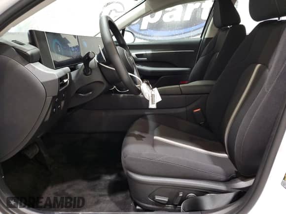 2025 Hyundai Sonata SEL with VIN KMHL64JA3SA473586, listed as a Copart auction lot 85088555 with 6,052 mi miles and Non repairable. Bid and sale history available at DreamBid. Image 7.