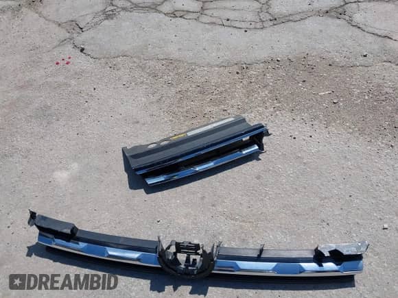 2019 Volkswagen Tiguan S с VIN 3VV0B7AX0KM027036, выставлен на аукционе IAAI как лот 42202681 с пробегом 75 192 миль миль и . История ставок и продаж доступна на DreamBid. Изображение 12.