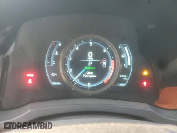 2017 Lexus RC 350 F Sport z VIN JTHHE5BC2H5017579, wystawiony jako Copart lot #80557995 z przebiegiem 88 921 mil mil oraz Szkoda całkowita • Salvage title. Historia ofert i sprzedaży dostępna na DreamBid. Obrazek 9.