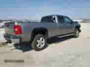 2013 Chevrolet Silverado 2500HD LT z VIN 1GC1CXE84DF135665, wystawiony jako Copart lot #76053634 z przebiegiem 84 113 mil mil oraz Szkoda całkowita • Salvage title. Historia ofert i sprzedaży dostępna na DreamBid. Obrazek 3.