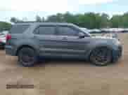 2018 Ford Explorer XLT с VIN 1FM5K8D85JGB38118, выставлен на аукционе IAAI как лот 42985061 с пробегом 65 608 миль миль и . История ставок и продаж доступна на DreamBid. Изображение 13.