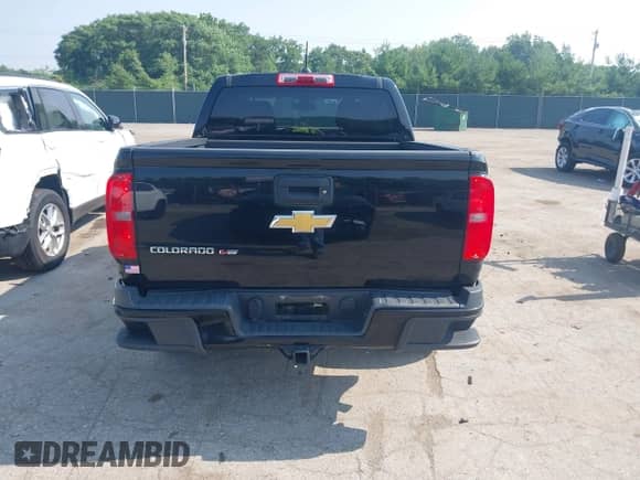 2020 Chevrolet Colorado 4WD Work Truck с VIN 1GCGTBEN2L1146369, выставлен на аукционе IAAI как лот 42713349 с пробегом 137 791 миль миль и . История ставок и продаж доступна на DreamBid. Изображение 17.