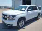 2018 Chevrolet Suburban LT z VIN 1GNSKHKC7JR223312, wystawiony jako IAAI lot #42824285 z przebiegiem 83 667 mil mil oraz . Historia ofert i sprzedaży dostępna na DreamBid. Obrazek 2.