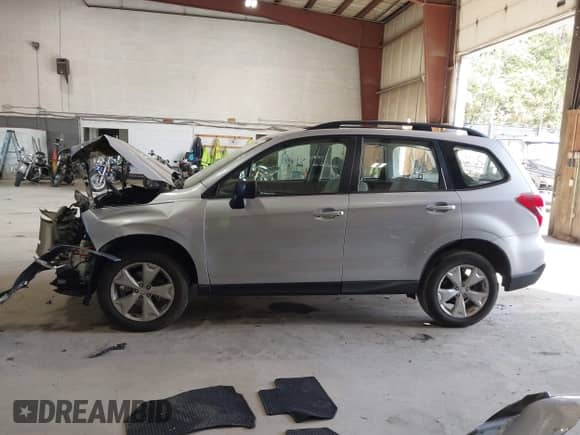 2016 Subaru Forester 2.5i z VIN JF2SJABC6GH501118, wystawiony jako IAAI lot #43408683 z przebiegiem 104 586 mil mil oraz . Historia ofert i sprzedaży dostępna na DreamBid. Obrazek 15.