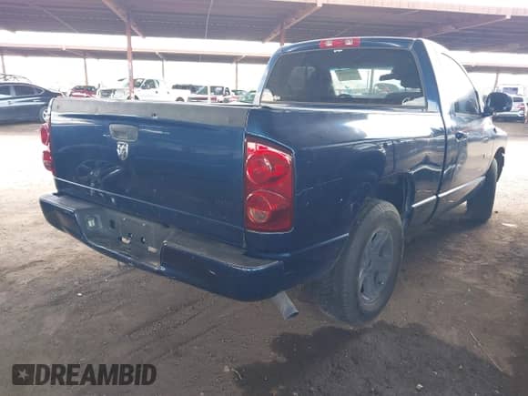2008 Dodge 1500 SLT with VIN 1D7HA16N18J181856, listed as a IAAI auction lot 42389370 with 215,682 mi miles and . Bid and sale history available at DreamBid. Image 4.