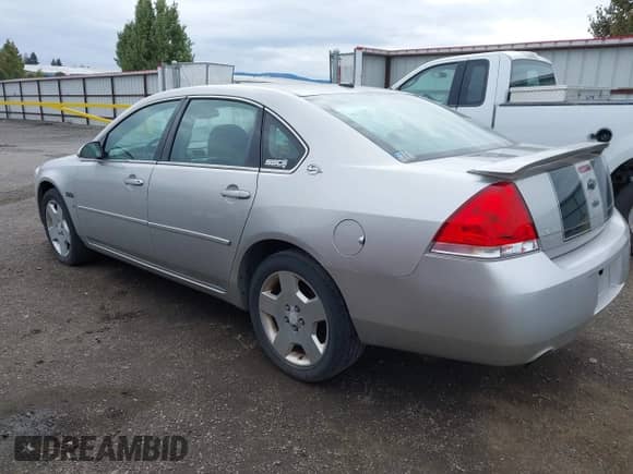 2006 Chevrolet Impala SS с VIN 2G1WD58CX69362192, выставлен на аукционе IAAI как лот 43391048 с пробегом 197 414 миль миль и . История ставок и продаж доступна на DreamBid. Изображение 3.