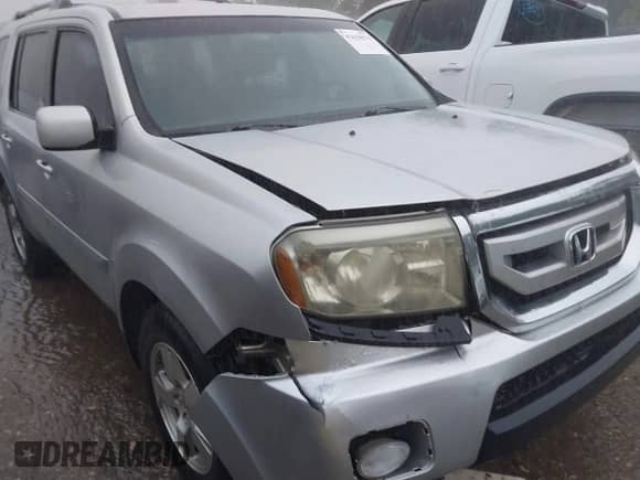 2011 Honda Pilot EX with VIN 5FNYF3H45BB039441, listed as a IAAI auction lot 42628670 with 192,023 mi miles and . Bid and sale history available at DreamBid. Image 6.