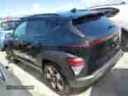 2024 Hyundai Kona SEL z VIN KM8HB3AB3RU129446, wystawiony jako Copart lot #76357584 z przebiegiem 8 537 mil mil oraz Nie do naprawy • Non repairable. Historia ofert i sprzedaży dostępna na DreamBid. Obrazek 2.