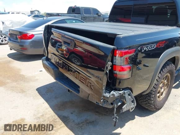 2023 Nissan Frontier Pro-4X with VIN 1N6ED1EK3PN671800, listed as a IAAI auction lot 42949731 with 10,509 mi miles and . Bid and sale history available at DreamBid. Image 18.