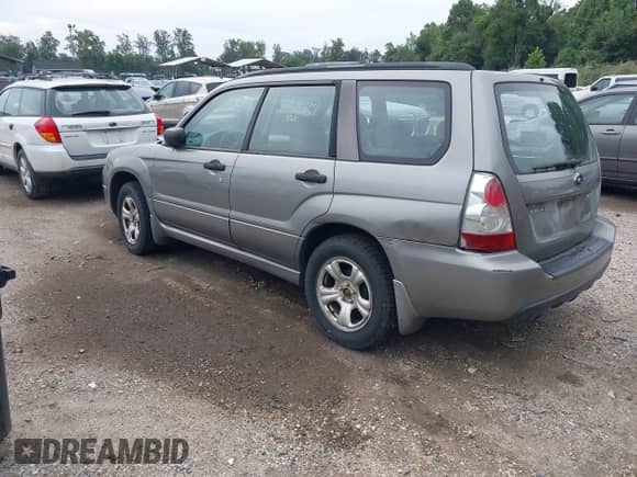 2006 Subaru Forester X with VIN JF1SG63676G700370, listed as a IAAI auction lot 43289838 with 176,695 mi miles and . Bid and sale history available at DreamBid. Image 3.