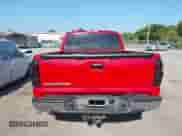 2006 Chevrolet Silverado 1500 LT3 с VIN 1GCEK19Z36Z136862, выставлен на аукционе IAAI как лот 42097096 с пробегом 254 905 миль миль и . История ставок и продаж доступна на DreamBid. Изображение 16.
