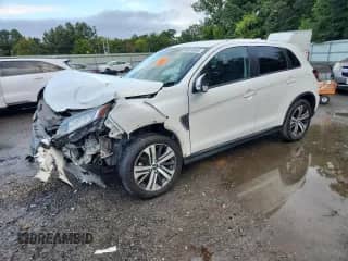 2021 Mitsubishi Outlander SE с VIN JA4APVAU3MU014045, выставлен на аукционе Copart как лот 84015645 с пробегом 86 630 миль миль и Списание • Salvage title. История ставок и продаж доступна на DreamBid. Изображение 1.