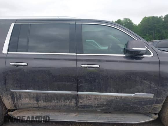 2016 Cadillac Escalade ESV Platinum с VIN 1GYS4KKJ1GR104298, выставлен на аукционе IAAI как лот 42347329 с пробегом 140 059 миль миль и . История ставок и продаж доступна на DreamBid. Изображение 14.