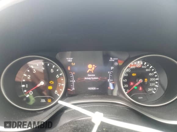 2021 Jeep Compass Latitude z VIN 3C4NJDBB0MT568279, wystawiony jako Copart lot #81084915 z przebiegiem 162 828 mil mil oraz Szkoda całkowita • Salvage title. Historia ofert i sprzedaży dostępna na DreamBid. Obrazek 9.