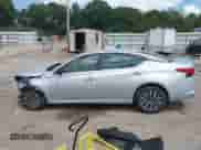 2024 Nissan Altima SV z VIN 1N4BL4DV8RN302638, wystawiony jako IAAI lot #42981222 z przebiegiem 42 891 mil mil oraz . Historia ofert i sprzedaży dostępna na DreamBid. Obrazek 14.