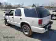 2003 Chevrolet Blazer LS с VIN 1GNCS13X43K162199, выставлен на аукционе Copart как лот 49215295 с пробегом Не указан миль и Списание • Salvage title. История ставок и продаж доступна на DreamBid. Изображение 2.