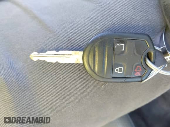 2012 Ford F-150 XL с VIN 1FTFX1CF2CFC82381, выставлен на аукционе IAAI как лот 43466747 с пробегом 153 976 миль миль и . История ставок и продаж доступна на DreamBid. Изображение 11.