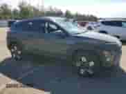 2025 Hyundai Kona SEL Convenience с VIN KM8HCCAB1SU322892, выставлен на аукционе Copart как лот 71726675 с пробегом 551 миль миль и Списание • Salvage title. История ставок и продаж доступна на DreamBid. Изображение 4.