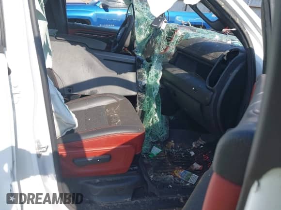 2025 Ram 1500 Rebel z VIN 1C6SRFLPXSN576962, wystawiony jako IAAI lot #42871333 z przebiegiem Nie podano mil oraz . Historia ofert i sprzedaży dostępna na DreamBid. Obrazek 5.