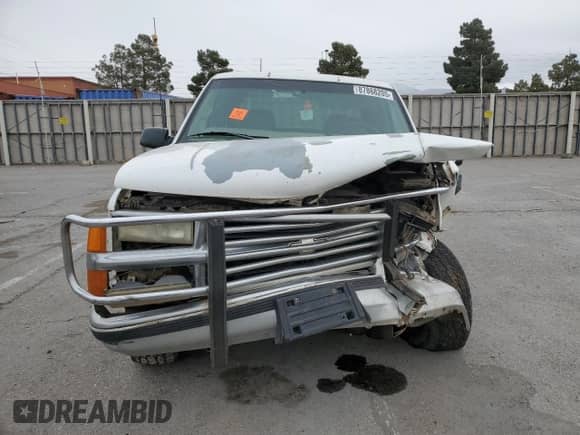 1998 Chevrolet Silverado 3500 с VIN 1GCGC33R6WF062753, выставлен на аукционе Copart как лот 67075235 с пробегом 239 037 миль миль и Списание • Salvage title. История ставок и продаж доступна на DreamBid. Изображение 5.