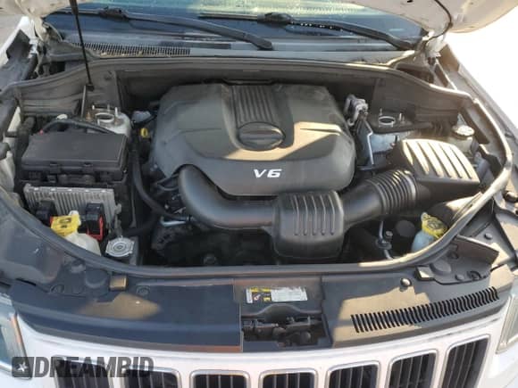 2014 Jeep Grand Cherokee Limited z VIN 1C4RJFBG8EC276059, wystawiony jako Copart lot #82645245 z przebiegiem 131 102 mil mil oraz Czysty tytuł • Clean title. Historia ofert i sprzedaży dostępna na DreamBid. Obrazek 12.