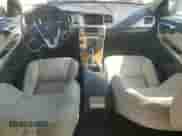 2018 Volvo S60 Inscription Platinum z VIN LYV402TM8JB157307, wystawiony jako Copart lot #81126285 z przebiegiem 95 220 mil mil oraz Szkoda całkowita • Salvage title. Historia ofert i sprzedaży dostępna na DreamBid. Obrazek 8.