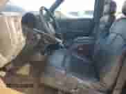 2000 Chevrolet Blazer LT z VIN 1GNDT13W9Y2135306, wystawiony jako Copart lot #47902155 z przebiegiem 152 008 mil mil oraz Szkoda całkowita • Salvage title. Historia ofert i sprzedaży dostępna na DreamBid. Obrazek 7.