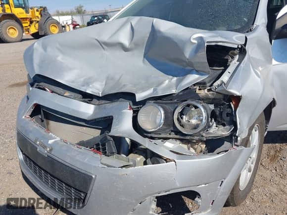 2012 Chevrolet Sonic LT с VIN 1G1JC5SB0C4201619, выставлен на аукционе IAAI как лот 43045559 с пробегом 93 000 миль миль и . История ставок и продаж доступна на DreamBid. Изображение 6.