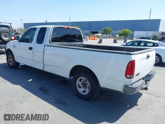 2004 Ford F-150 XL with VIN 2FTRX17W24CA28139, listed as a IAAI auction lot 42497775 with 175,189 mi miles and . Bid and sale history available at DreamBid. Image 3.