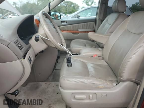 2006 Toyota Sienna XLE z VIN 5TDZA22C46S581435, wystawiony jako Copart lot #81224455 z przebiegiem 199 274 mil mil oraz Szkoda całkowita • Salvage title. Historia ofert i sprzedaży dostępna na DreamBid. Obrazek 7.