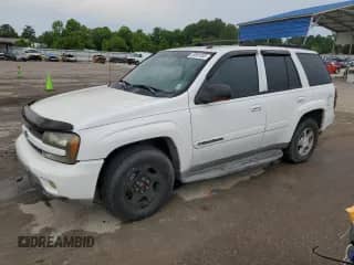 2004 Chevrolet TrailBlazer LS с VIN 1GNDT13S542228203, выставлен на аукционе Copart как лот 55881835 с пробегом 229 854 миль миль и Чистый • Clean title. История ставок и продаж доступна на DreamBid. Изображение 1.