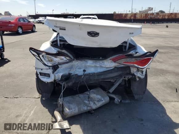 2016 Hyundai Genesis Coupe 3.8L Base with VIN KMHHT6KJ7GU131203, listed as a Copart auction lot 69698205 with 64,154 mi miles and Salvage title. Bid and sale history available at DreamBid. Image 6.