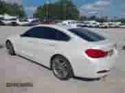 2019 BMW 4 Series 430i z VIN WBA4J1C5XKBM17254, wystawiony jako IAAI lot #43119456 z przebiegiem 41 914 mil mil oraz . Historia ofert i sprzedaży dostępna na DreamBid. Obrazek 3.