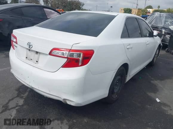 2012 Toyota Camry L z VIN 4T4BF1FK6CR226130, wystawiony jako IAAI lot #43221512 z przebiegiem 158 050 mil mil oraz . Historia ofert i sprzedaży dostępna na DreamBid. Obrazek 4.