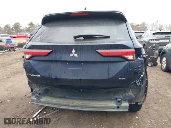 2023 Mitsubishi Outlander SEL z VIN JA4J4VA87PZ016822, wystawiony jako IAAI lot #41673740 z przebiegiem 22 164 mil mil oraz . Historia ofert i sprzedaży dostępna na DreamBid. Obrazek 16.