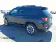 2025 Honda Passport TrailSport with VIN 5FNYF8H66SB012537, listed as a IAAI auction lot 43332615 with 1,998 mi miles and . Bid and sale history available at DreamBid. Image 3.