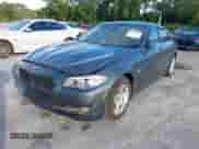 2011 BMW 5 Series 528i z VIN WBAFR1C58BC743047, wystawiony jako IAAI lot #43440203 z przebiegiem 112 392 mil mil oraz . Historia ofert i sprzedaży dostępna na DreamBid. Obrazek 18.