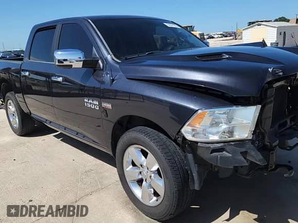 2017 Ram 1500 Lone Star z VIN 1C6RR6LT4HS708622, wystawiony jako Copart lot #66521205 z przebiegiem 93 109 mil mil oraz Czysty tytuł • Clean title. Historia ofert i sprzedaży dostępna na DreamBid. Obrazek 14.