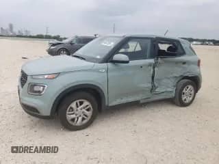 2025 Hyundai Venue SE с VIN KMHRB8A3XSU356830, выставлен на аукционе Copart как лот 54947325 с пробегом 2 561 миль миль и Списание • Salvage title. История ставок и продаж доступна на DreamBid. Изображение 1.
